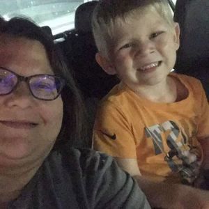 Meet your Posher, Lisa